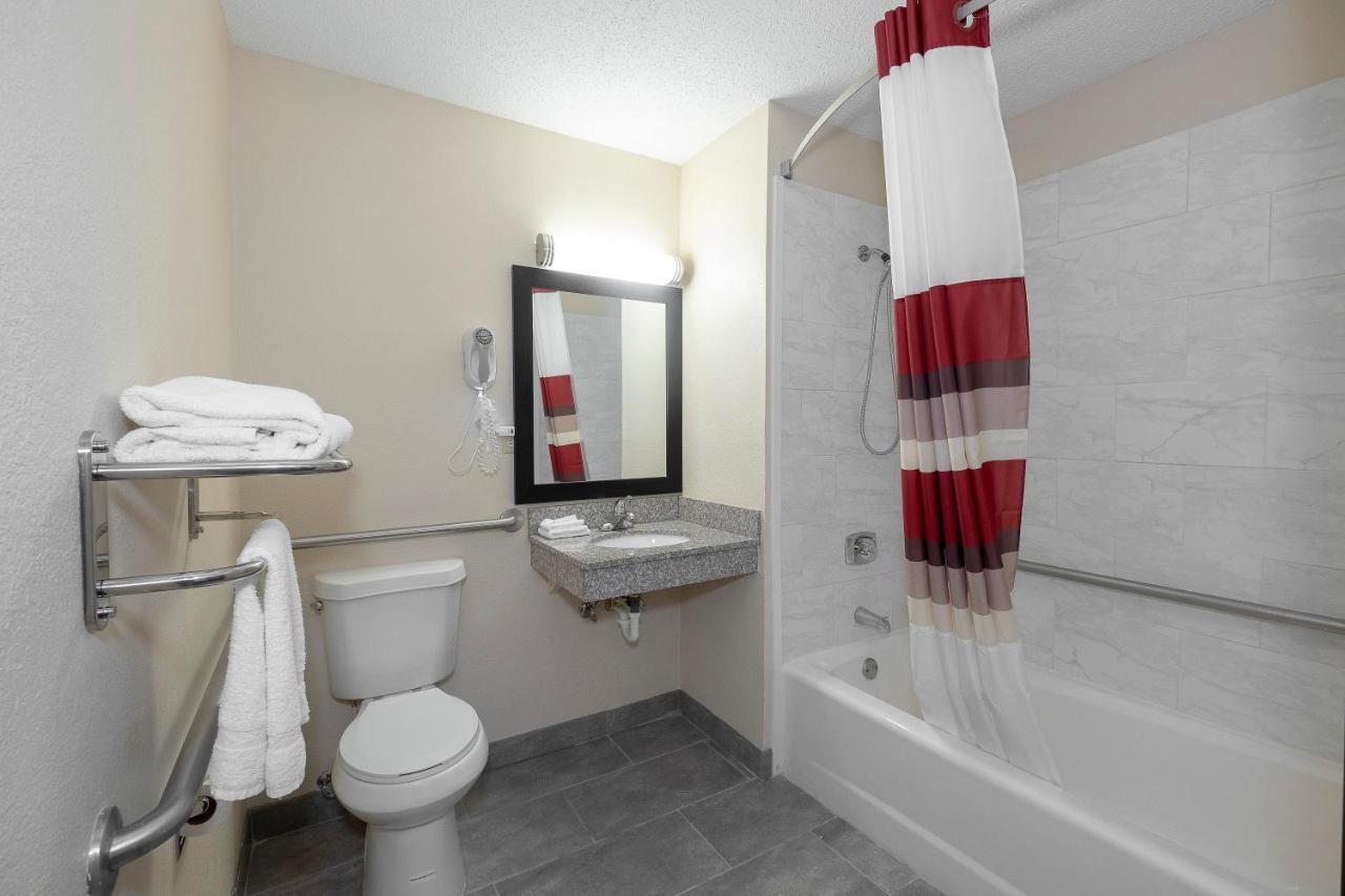 Red Roof Inn Бристоль Экстерьер фото